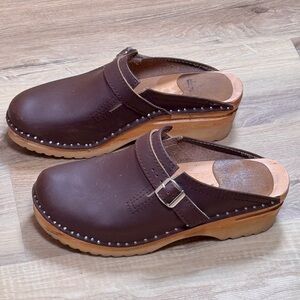 Troentorp Brown Leather Clogs with Buckle Strap Sz. 39